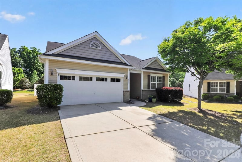 8807 Heartleaf Rd, Charlotte, NC 28227