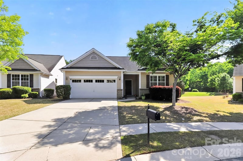 8807 Heartleaf Rd, Charlotte, NC 28227