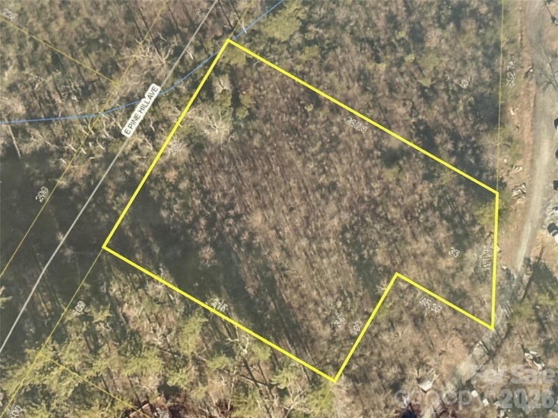 Pine Hill Ave, Morganton, NC 28655