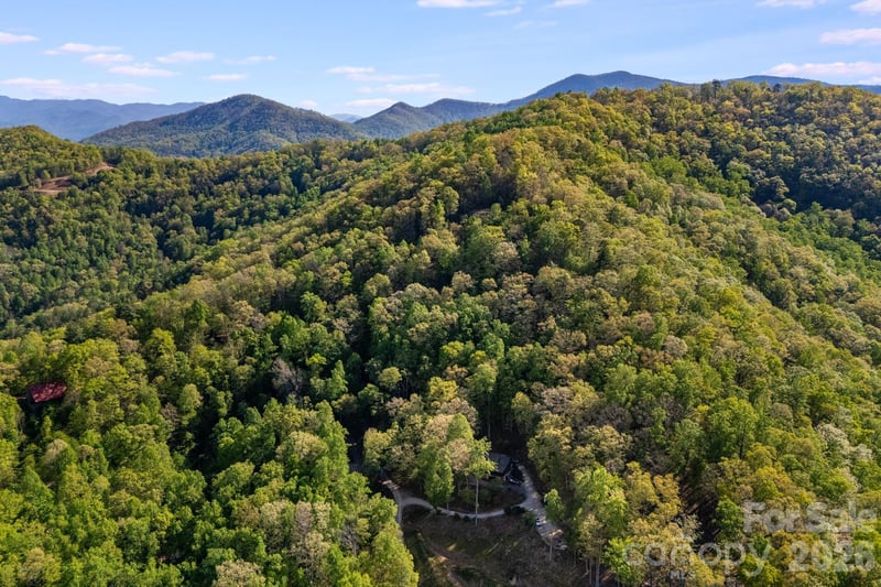 841 Laurel Spring Dr, Bryson City, NC 28713