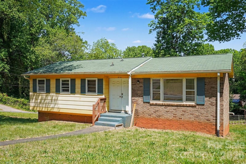 314 Westham Ridge Rd, Charlotte, NC 28217