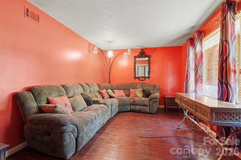 314 Westham Ridge Rd, Charlotte, NC 28217