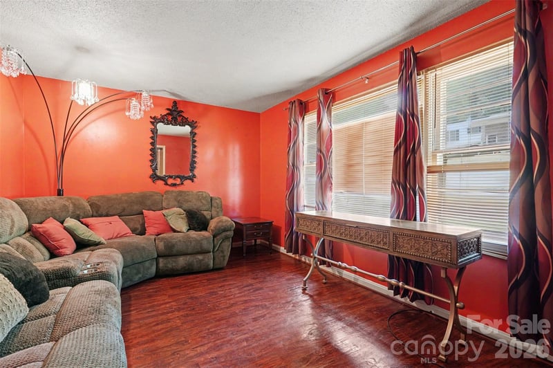 314 Westham Ridge Rd, Charlotte, NC 28217