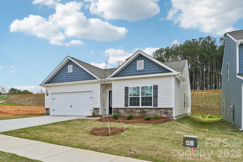820 Willow Estates Dr, Shelby, NC 28150