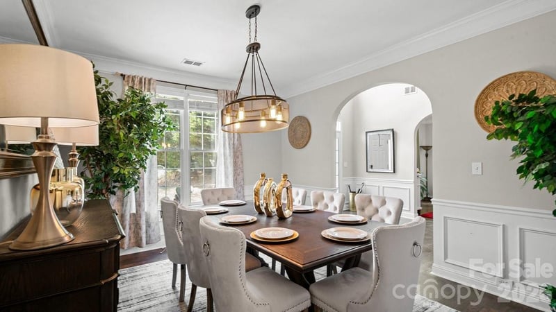 7715 Saddle Trail Ln, Charlotte, NC 28269