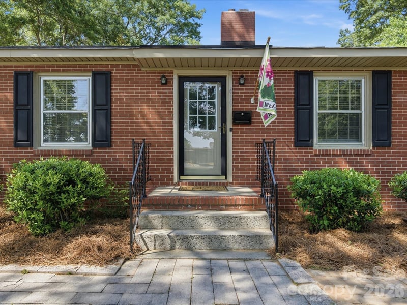 419 Knox St, Clover, SC 29710