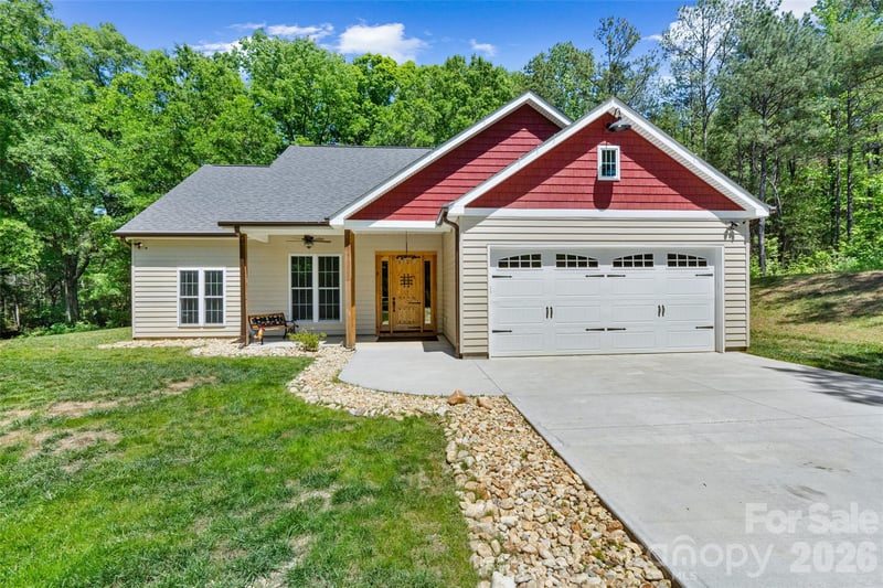 374 Giles Rd, Mcconnells, SC 29726