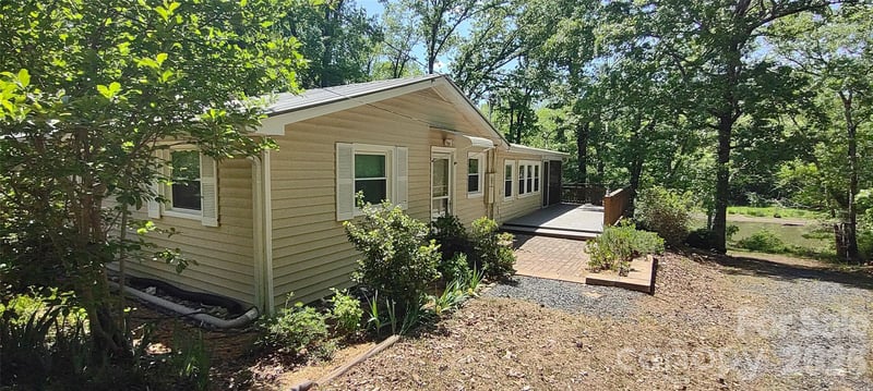 769 Dennis Rd, Troy, NC 27371