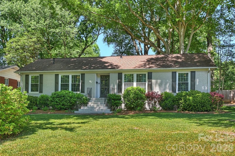 2215 Shadyview Dr, Charlotte, NC 28210