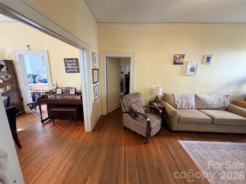 2104 Midwood Pl, Charlotte, NC 28205