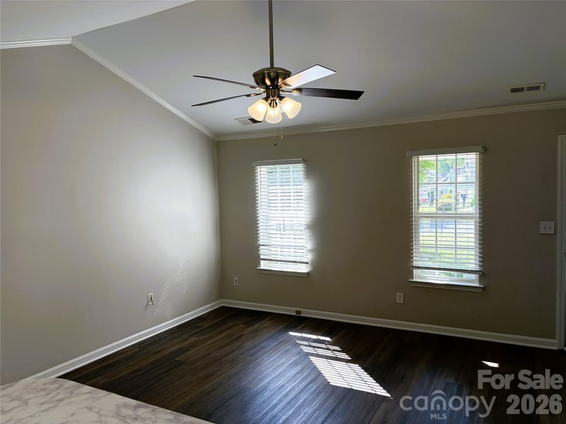 135 Ashmont Dr, Kannapolis, NC 28081