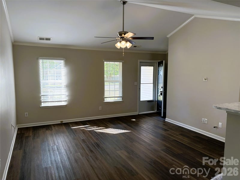 135 Ashmont Dr, Kannapolis, NC 28081