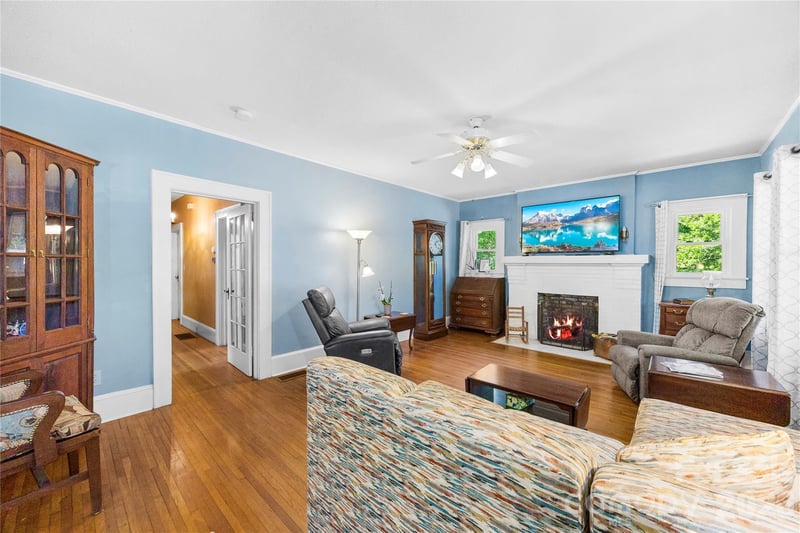 2030 South Point Rd, Belmont, NC 28012