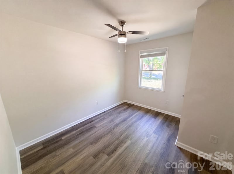 1520 Herrin Ave, Charlotte, NC 28205