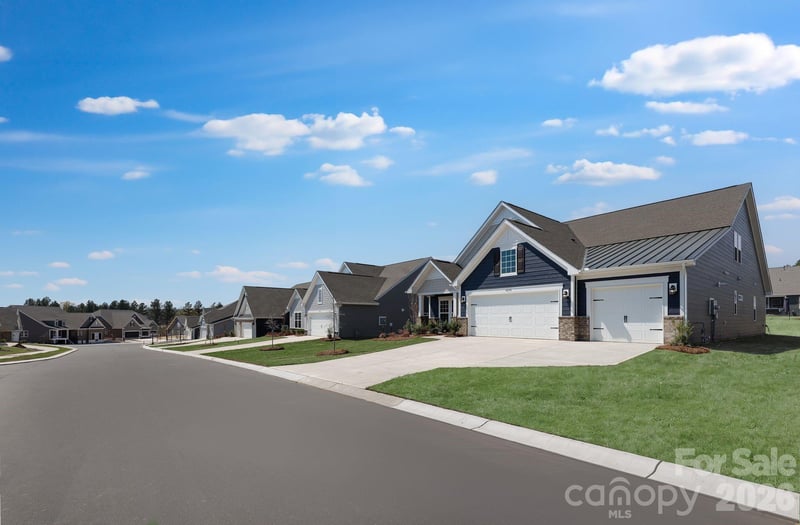 4290 Camden Glen Rd #162, Lancaster, SC 29720