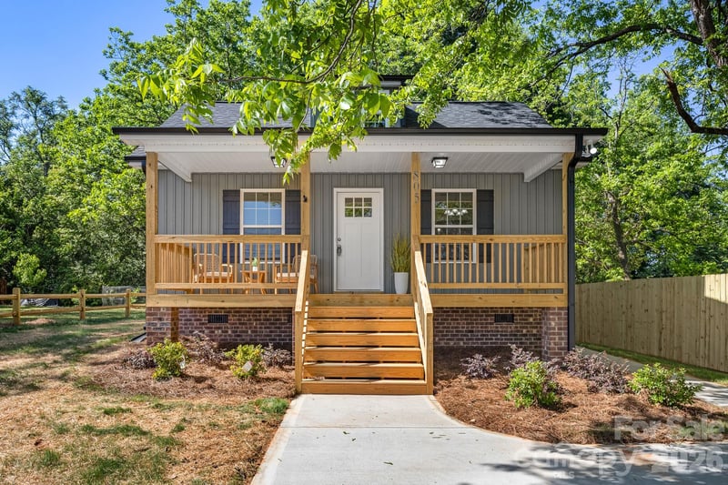805 Hunter St, York, SC 29745