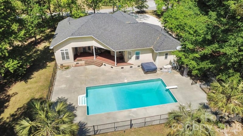 411 Chapman St, Chesterfield, SC 29709