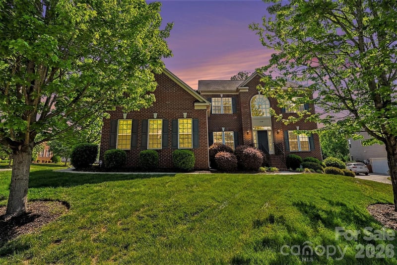 7608 Clarke Ridge Ct, Charlotte, NC 28269