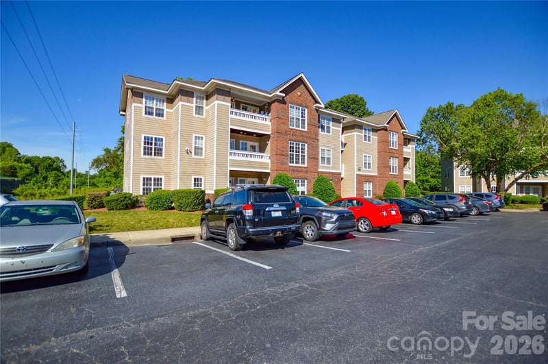 9709 Campus Walk Ln #A, Charlotte, NC 28262