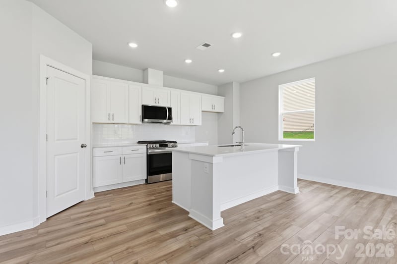 812 Hallman Branch Ln, Lincolnton, NC 28092