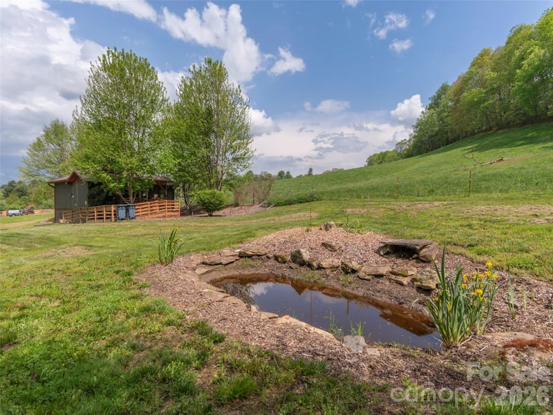 115 Gardening Frog Trl, Waynesville, NC 28785