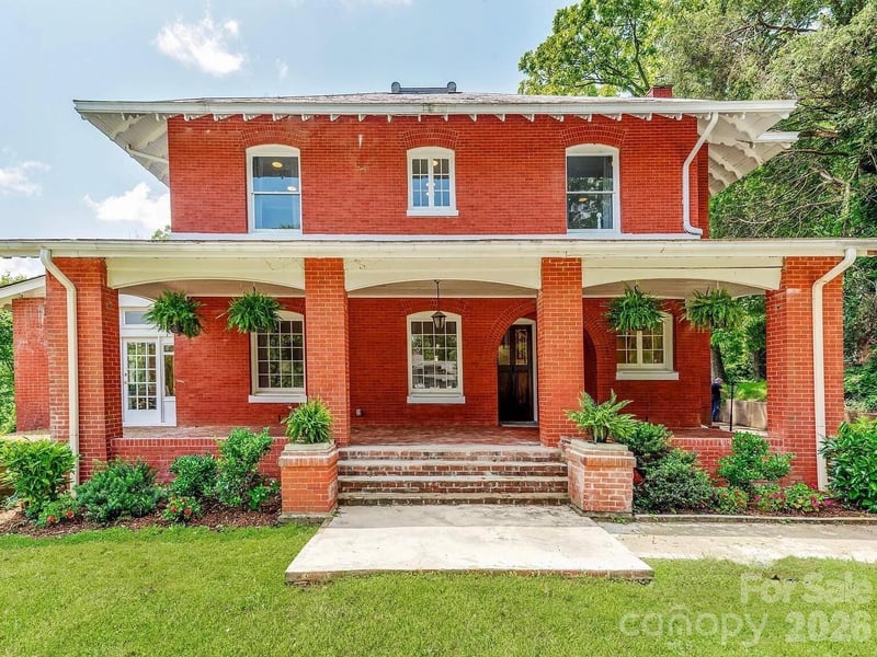 128 End St, Chester, SC 29706