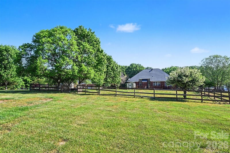 2029 Saye Brook Dr, Monroe, NC 28112