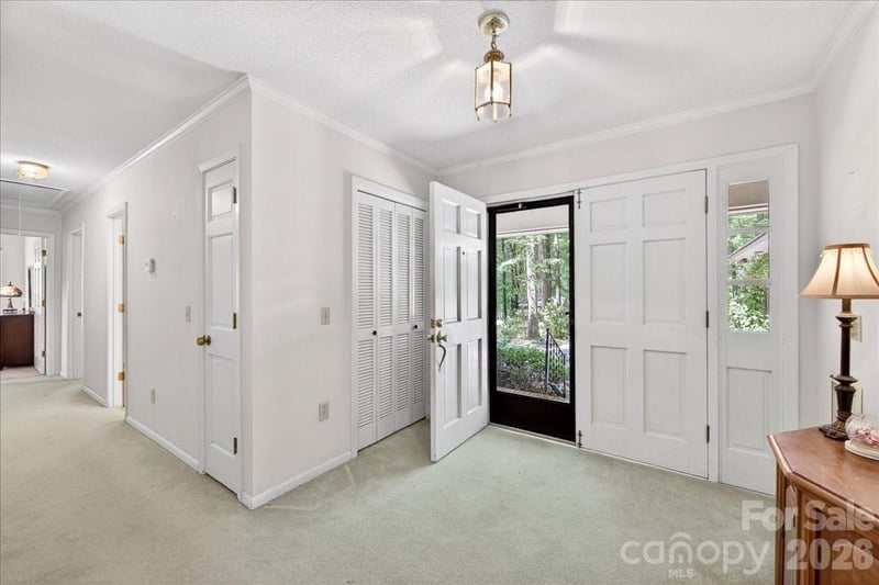 7412 Timber Ridge Dr, Mint Hill, NC 28227