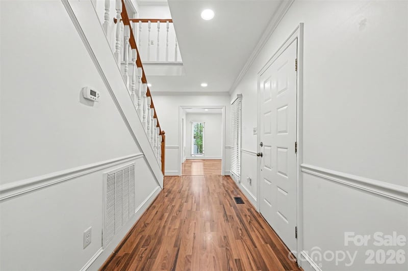 212 Rose Arbor Ln, Matthews, NC 28105