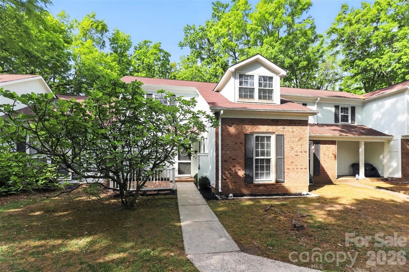 11128 Sevilla Ct, Charlotte, NC 28226