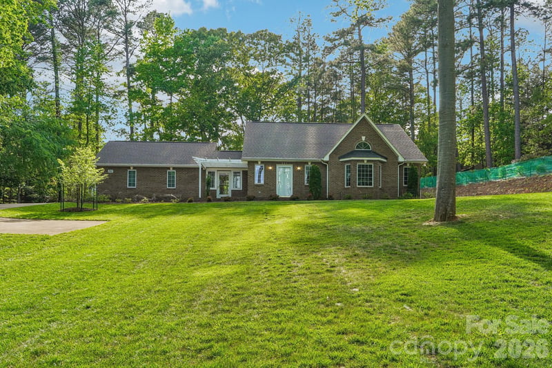361 Stonemarker Rd, Mooresville, NC 28117