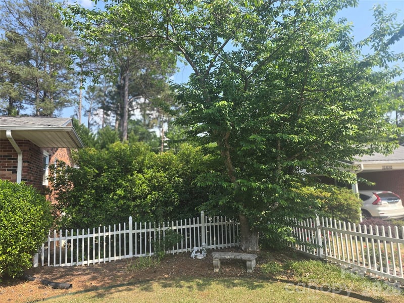 620 Mcdowell Dr, Chester, SC 29706