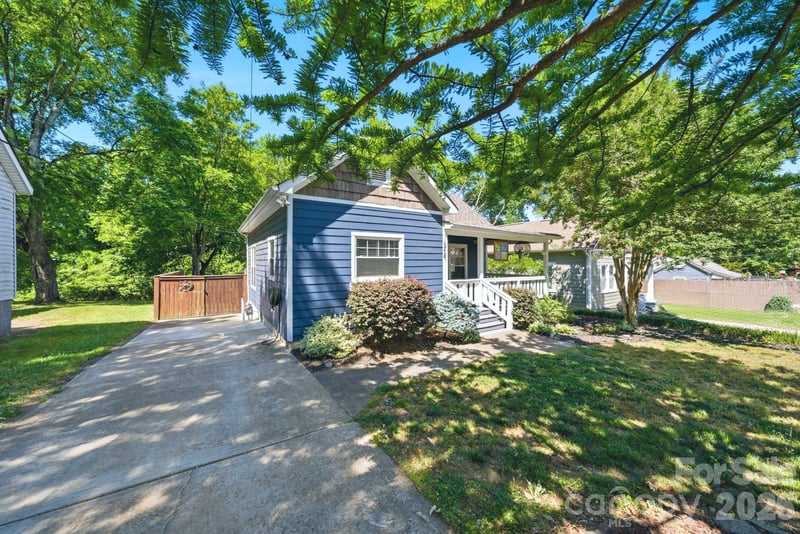 734 Herrin Ave, Charlotte, NC 28205
