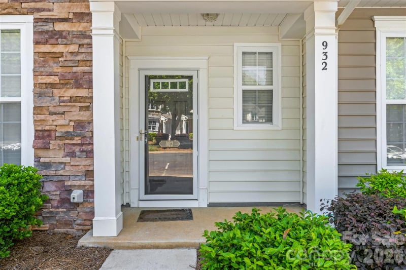 932 Coffee Tree Ln, Rock Hill, SC 29732