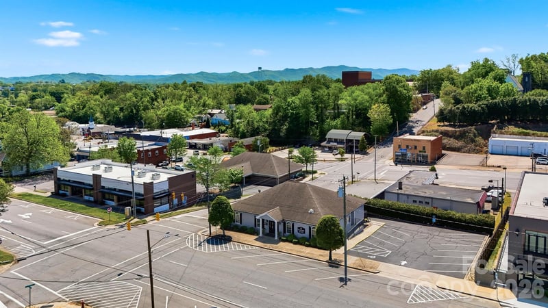 320 Green St, Morganton, NC 28655