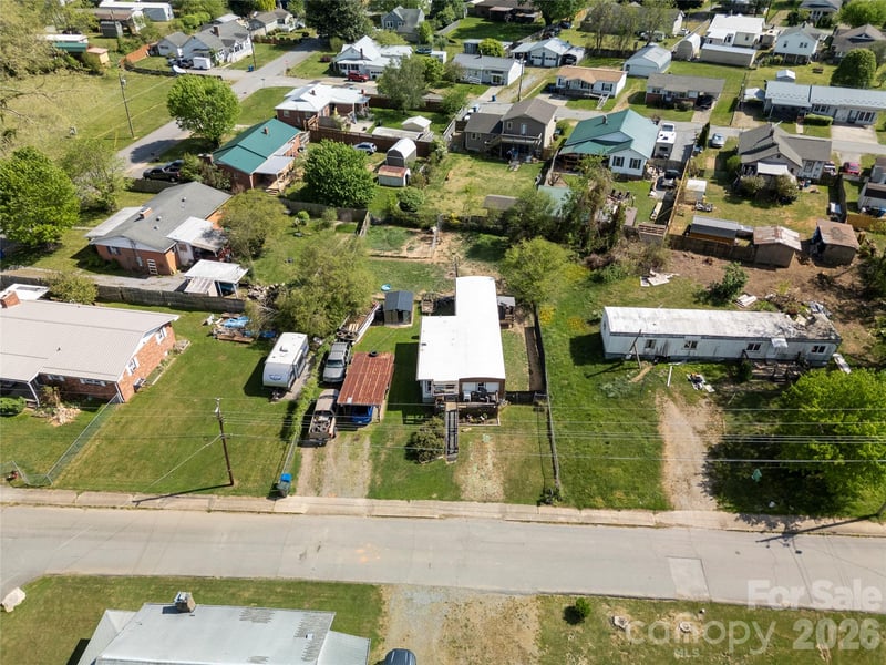 114 Brook St, Waynesville, NC 28786