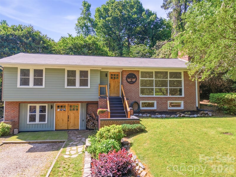 1321 Saluda River Dr, West Columbia, SC 29169