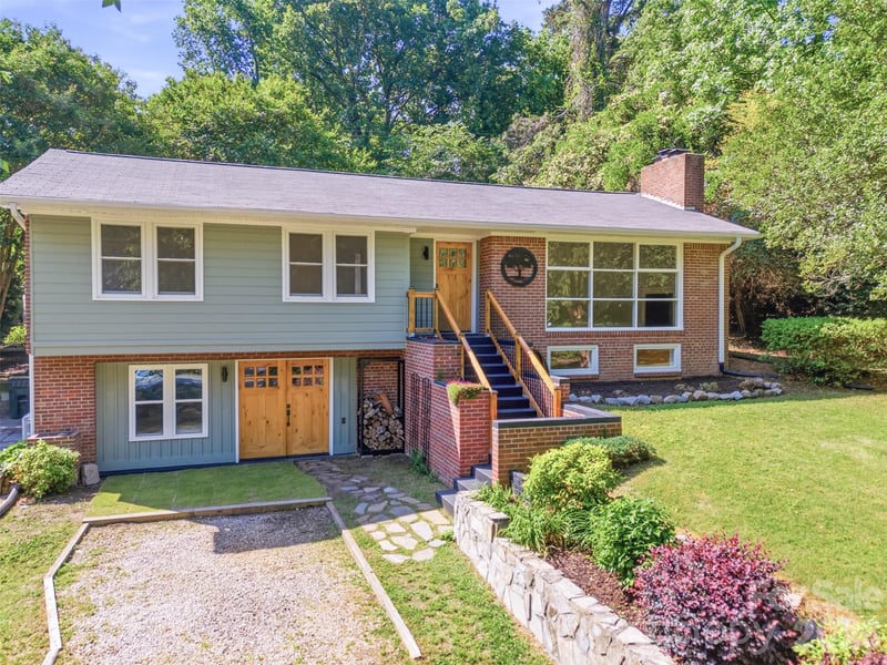 1321 Saluda River Dr, West Columbia, SC 29169