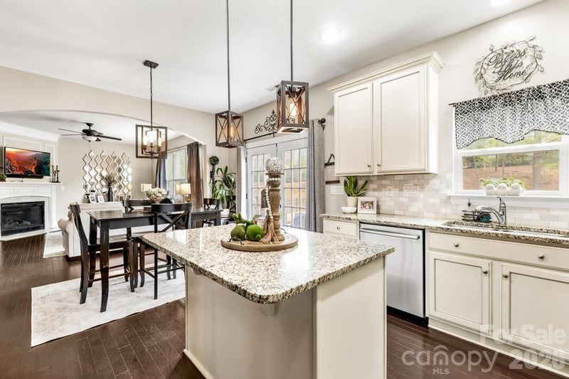 1007 Hamil Ridge Dr, Waxhaw, NC 28173