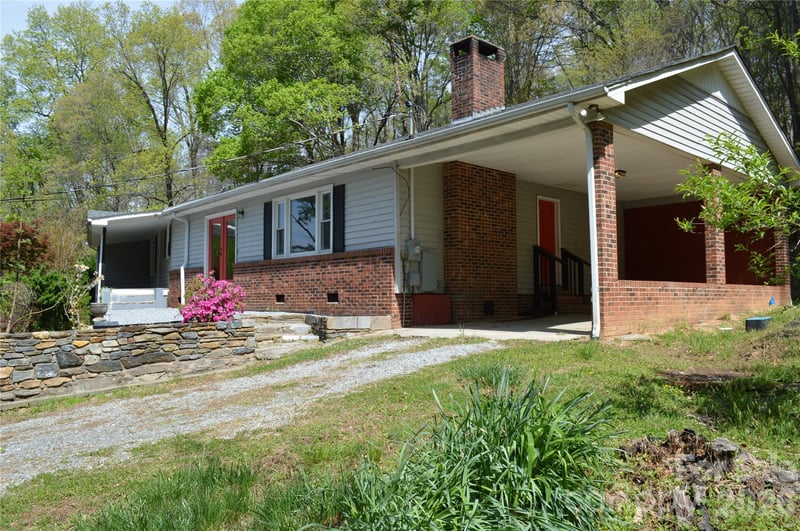 191 Flat Rock Hill Rd, Tryon, NC 28782