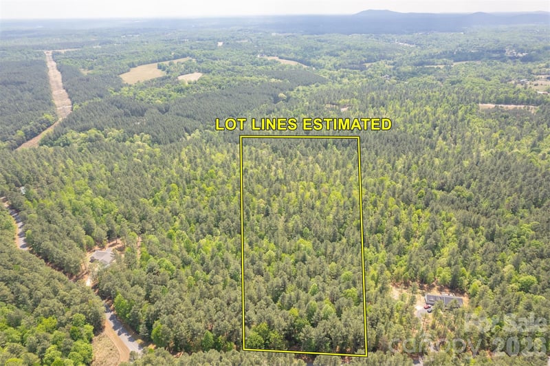 1518 Paradise Harbor Dr, Connelly Springs, NC 28612