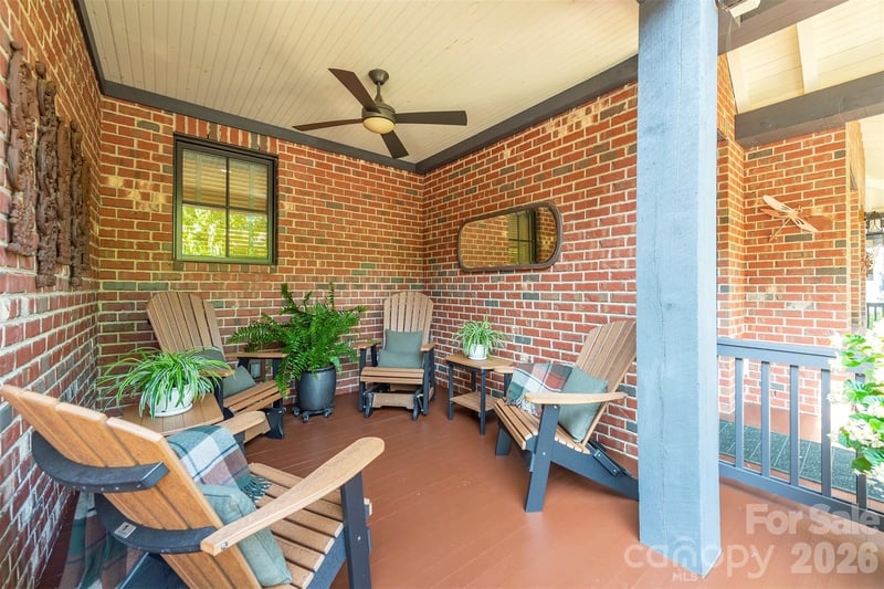 13 Fitzgerald Rd, Black Mountain, NC 28711