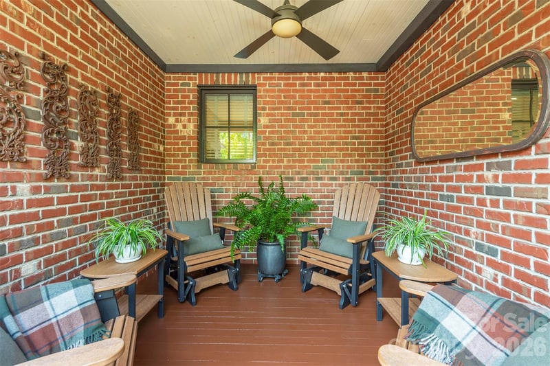 13 Fitzgerald Rd, Black Mountain, NC 28711
