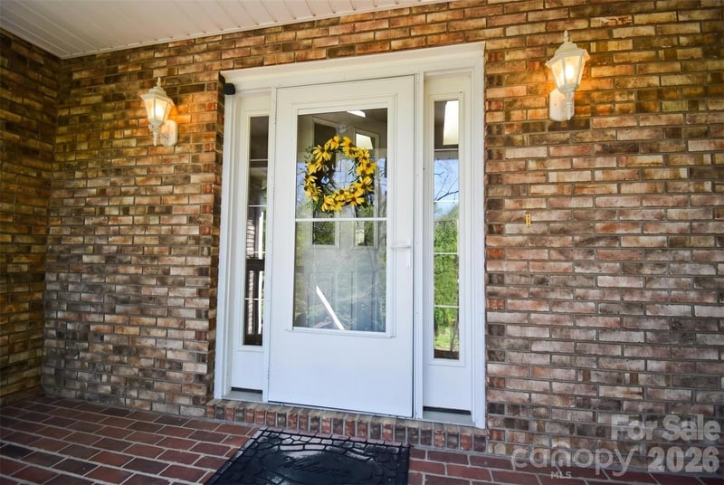 548 Thunder Rd, Brevard, NC 28712