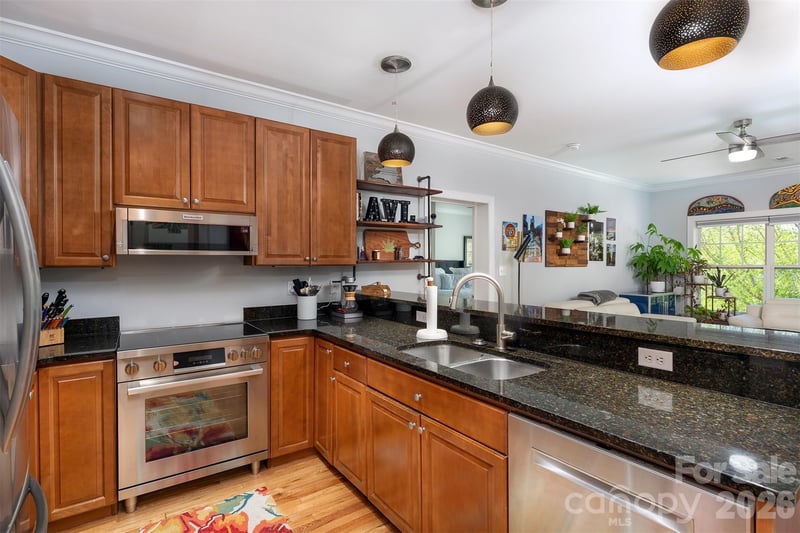 155 Lexington Ave #B408, Asheville, NC 28801