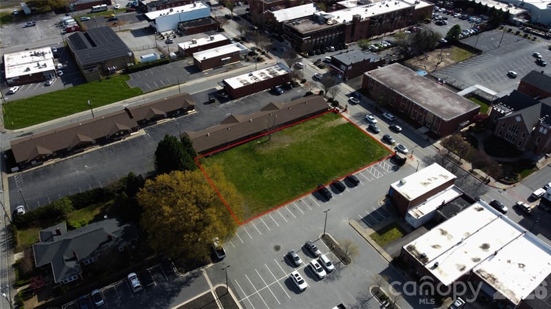 133 Main St, Kernersville, NC 27284