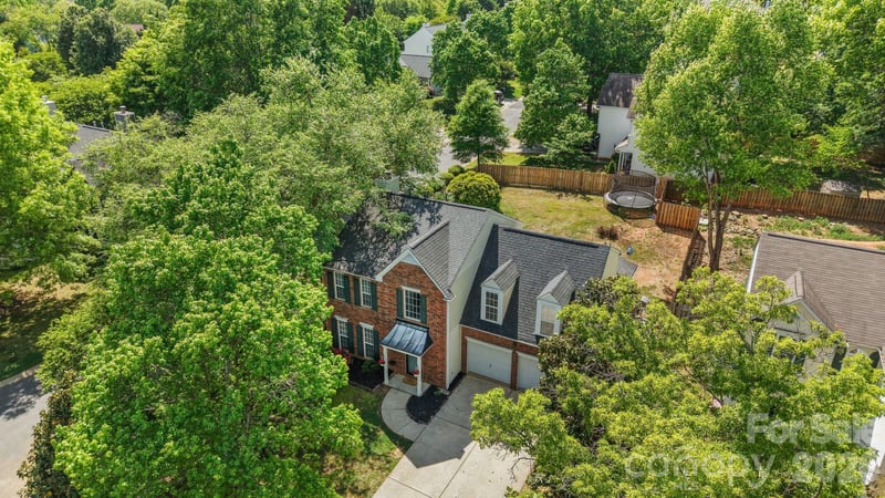 8015 Leisure Ln, Huntersville, NC 28078