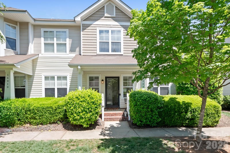 16923 Bridgeton Ln, Huntersville, NC 28078