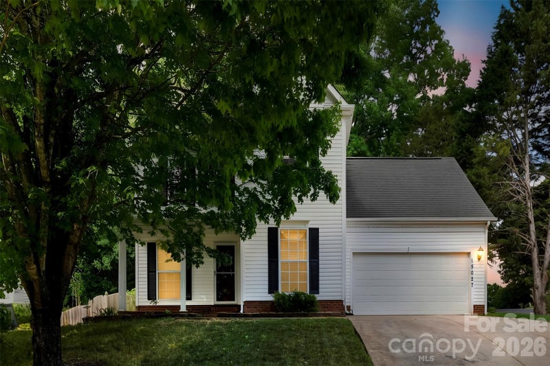 15027 Ashlight Dr, Charlotte, NC 28278