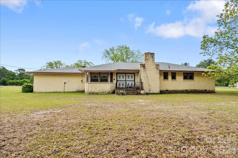 1444 Society Hill Rd, Darlington, SC 29540